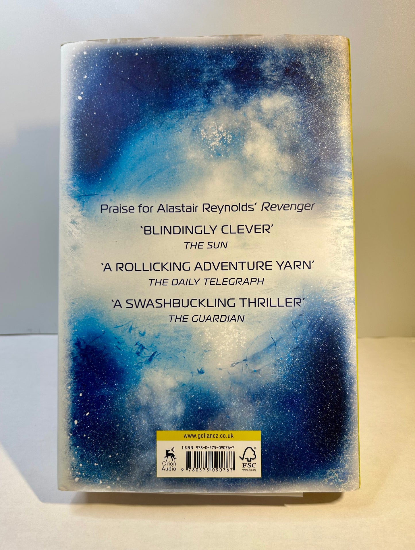 Eversion - Alastair Reynolds