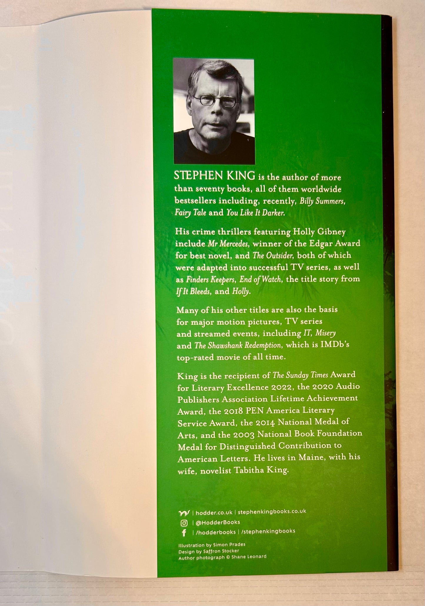 Never Flinch - Stephen King - First UK Edition