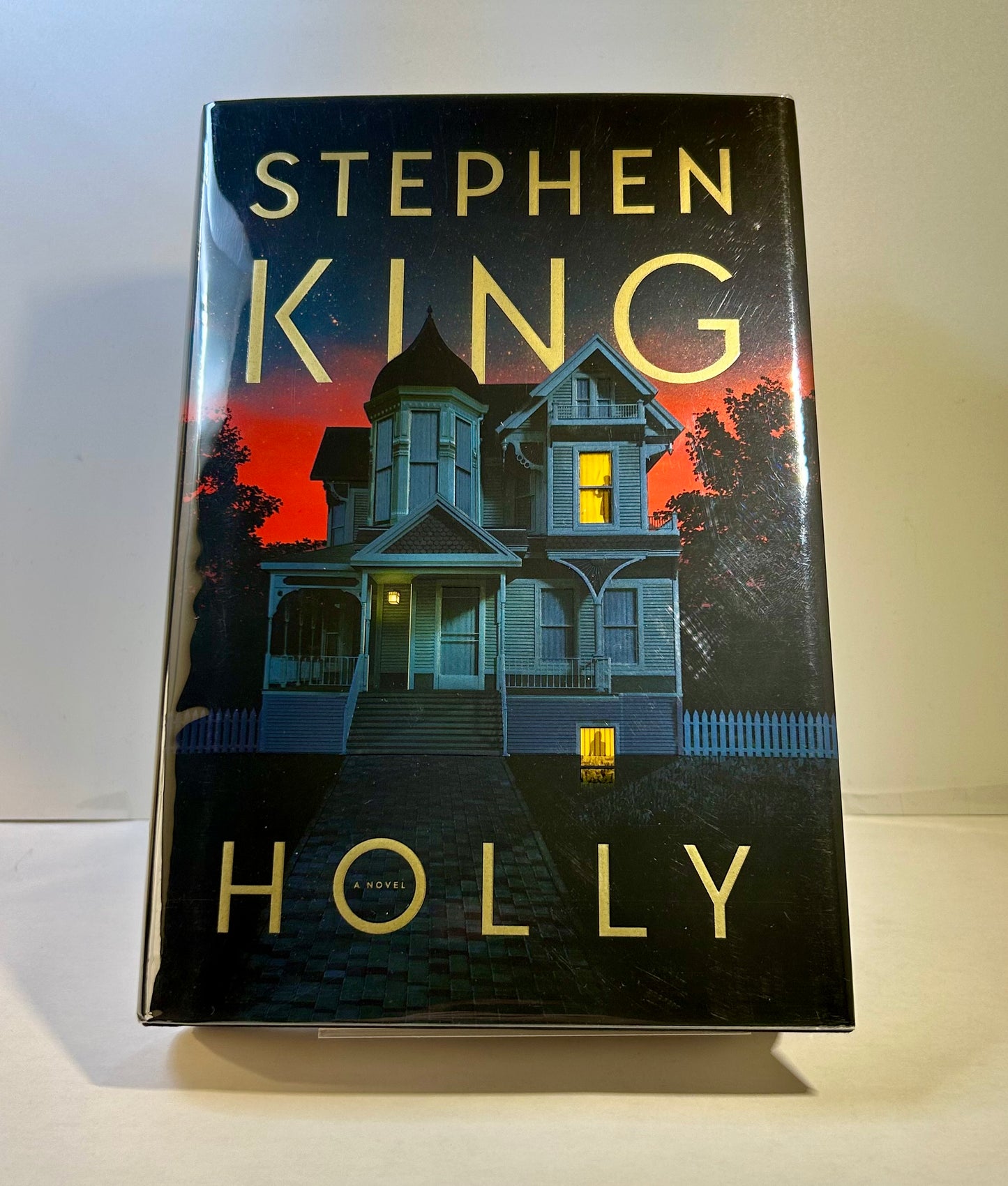 Holly - Stephen King - First US Edition