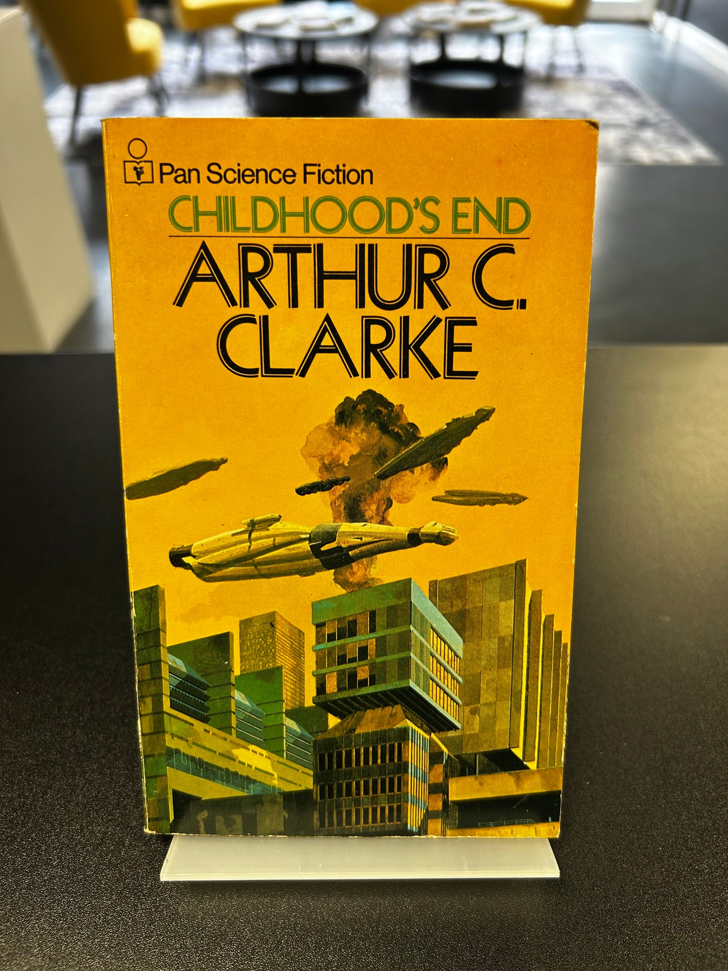 Childhood's End - Arthur C Clarke