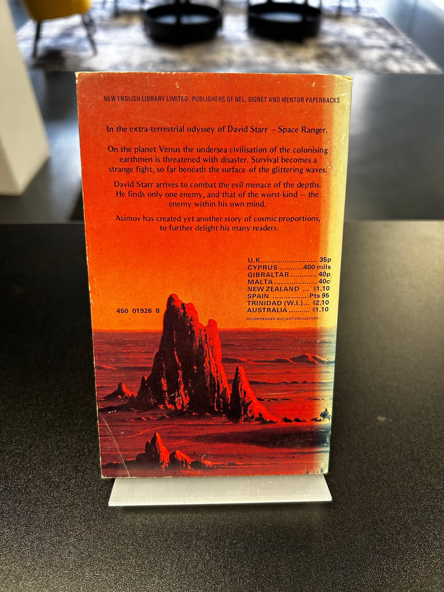Ocean of Venus - Isaac Asimov
